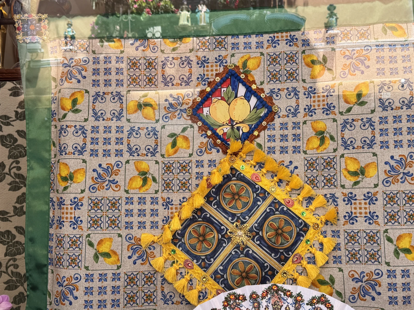 Tile repeat pattern