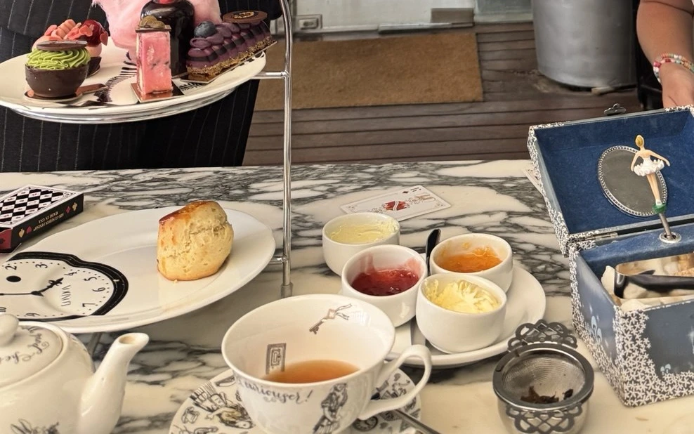 London afternoon tea and card demonstration